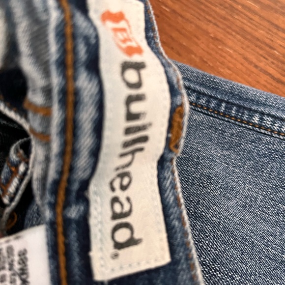 Bullhead Jeans - Picture 2 of 2